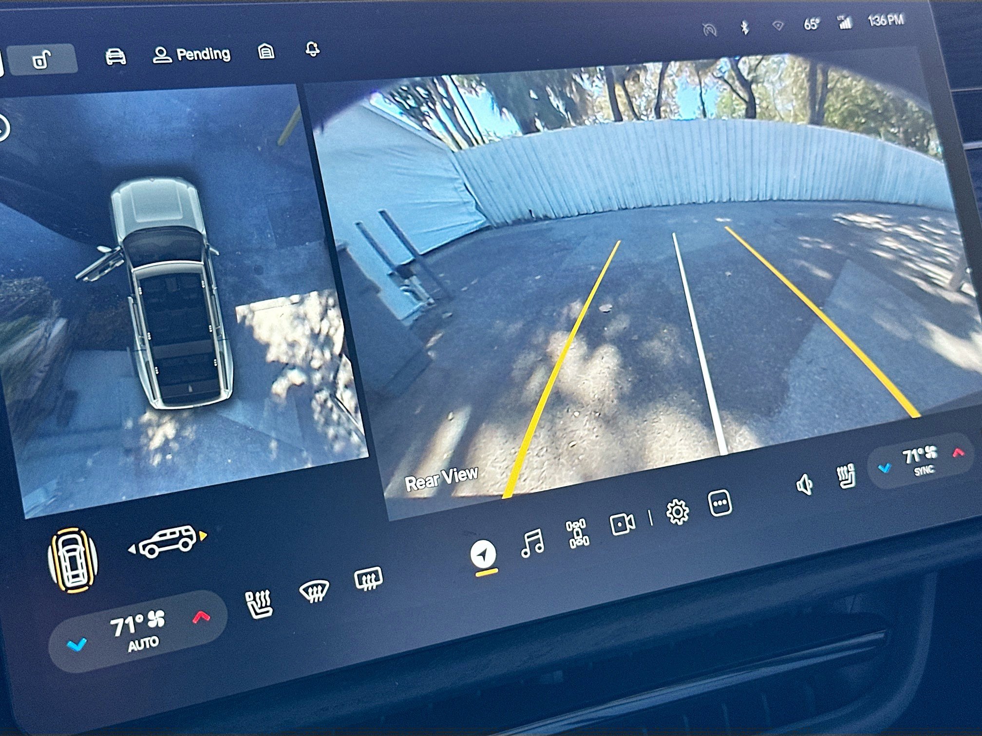 Used 2023 Rivian R1S Adventure image 13