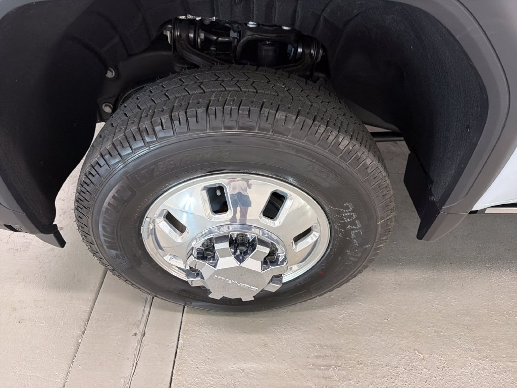 New 2026 GMC Sierra 3500 Denali Ultimate AWD/4WD image 4