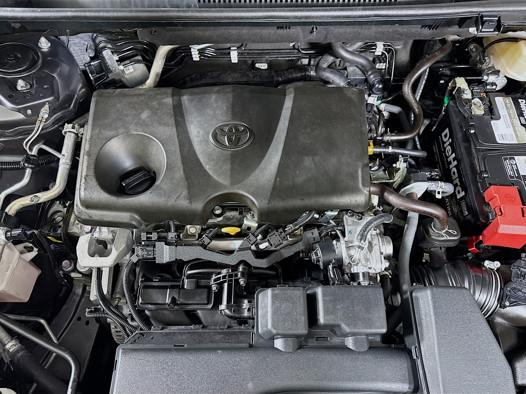 Used 2024 Toyota RAV4 XLE w/ Convenience Package image 39