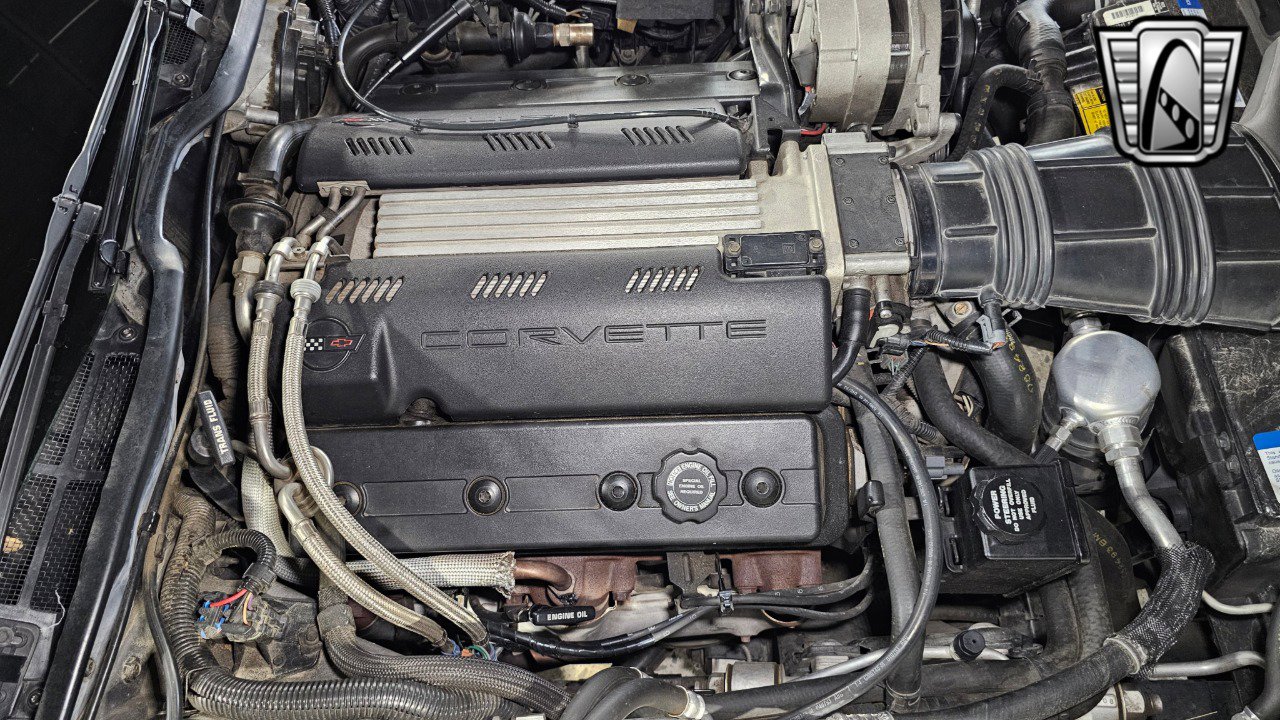 Used 1993 Chevrolet Corvette Convertible image 21