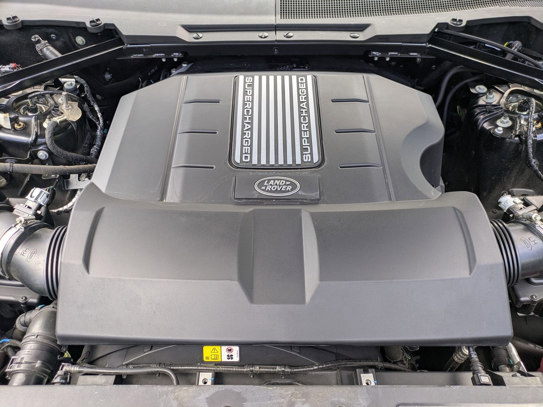 Used 2023 Land Rover Defender 110 V8 image 37