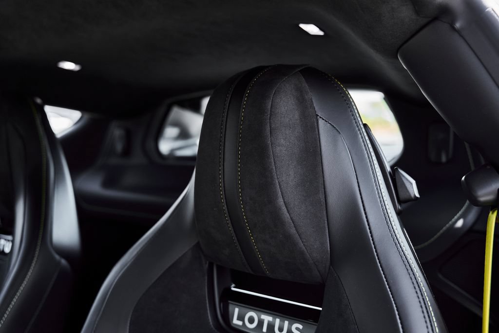 Used 2026 Lotus Emira SE RWD image 42