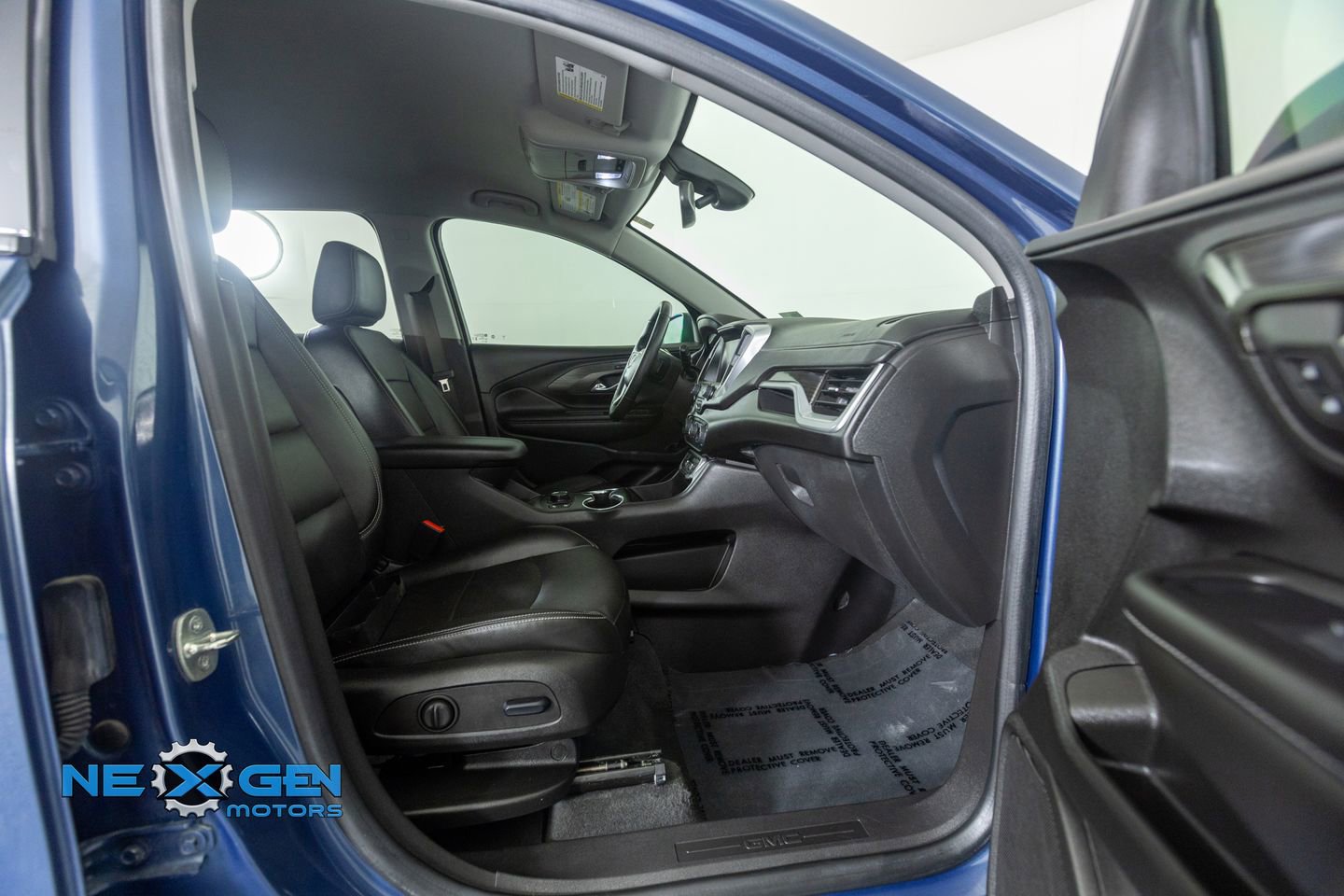 Used 2024 GMC Terrain SLT w/ Infotainment Package II FWD image 40