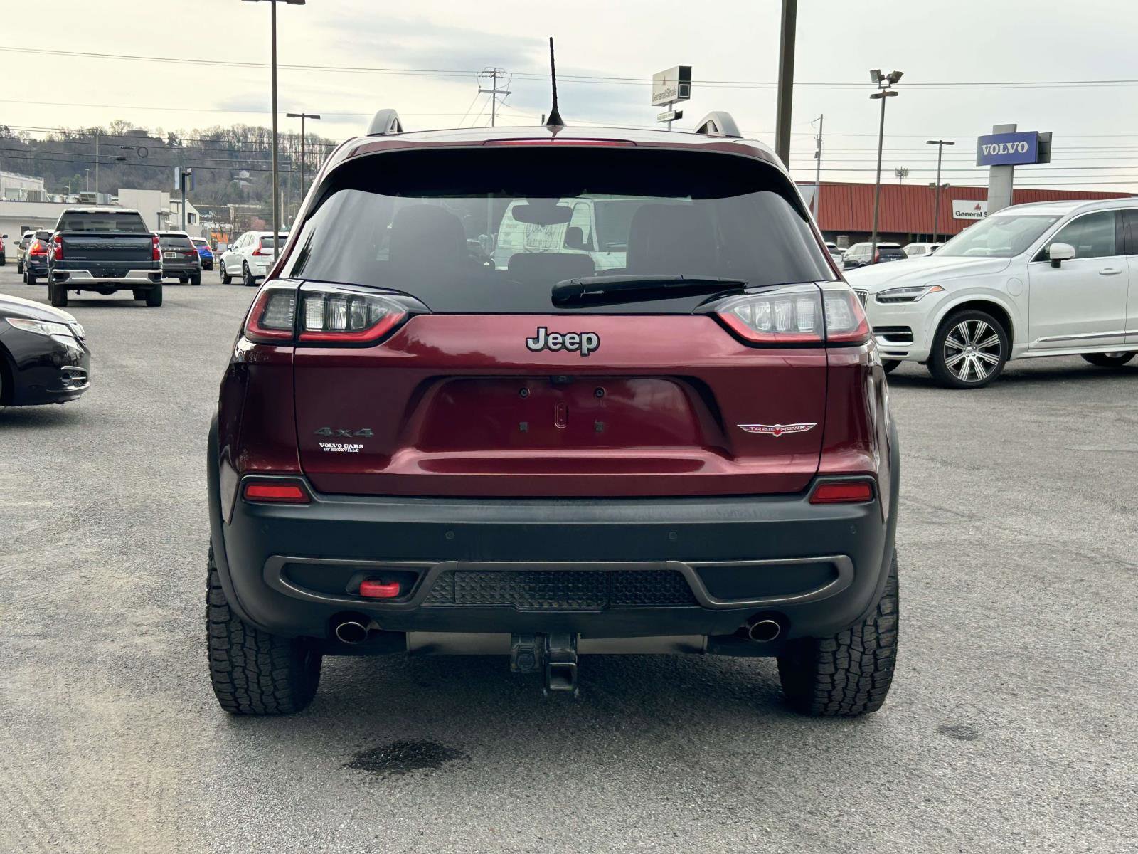 Used 2019 Jeep Cherokee Trailhawk w/ Cold Weather Group AWD/4WD image 4