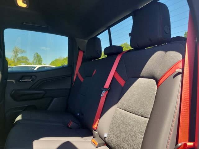 Used 2024 Chevrolet Colorado Z71 w/ Z71 Convenience Package 2 image 9