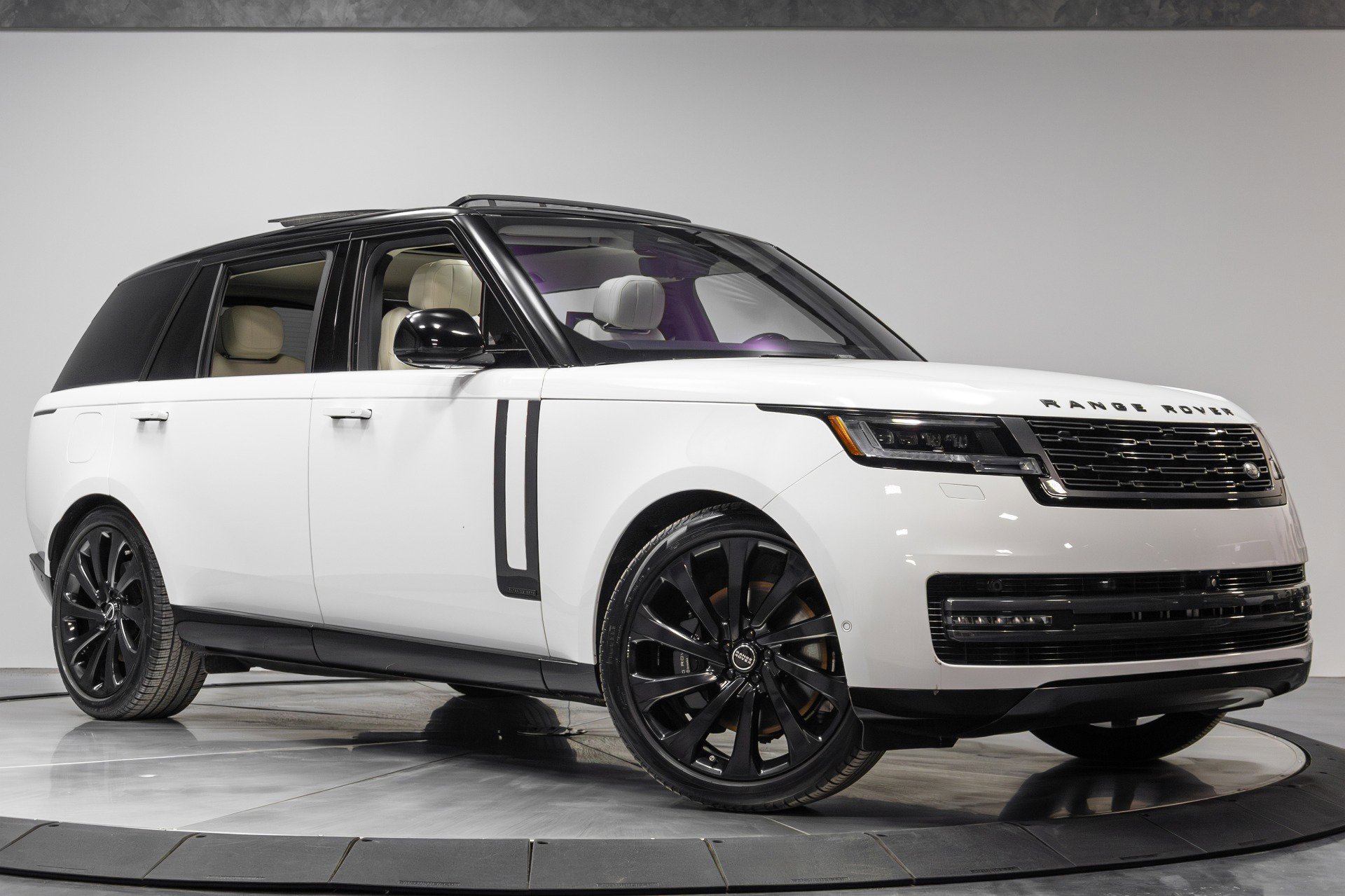 Used 2023 Land Rover Range Rover Long Wheelbase Autobiography image 51