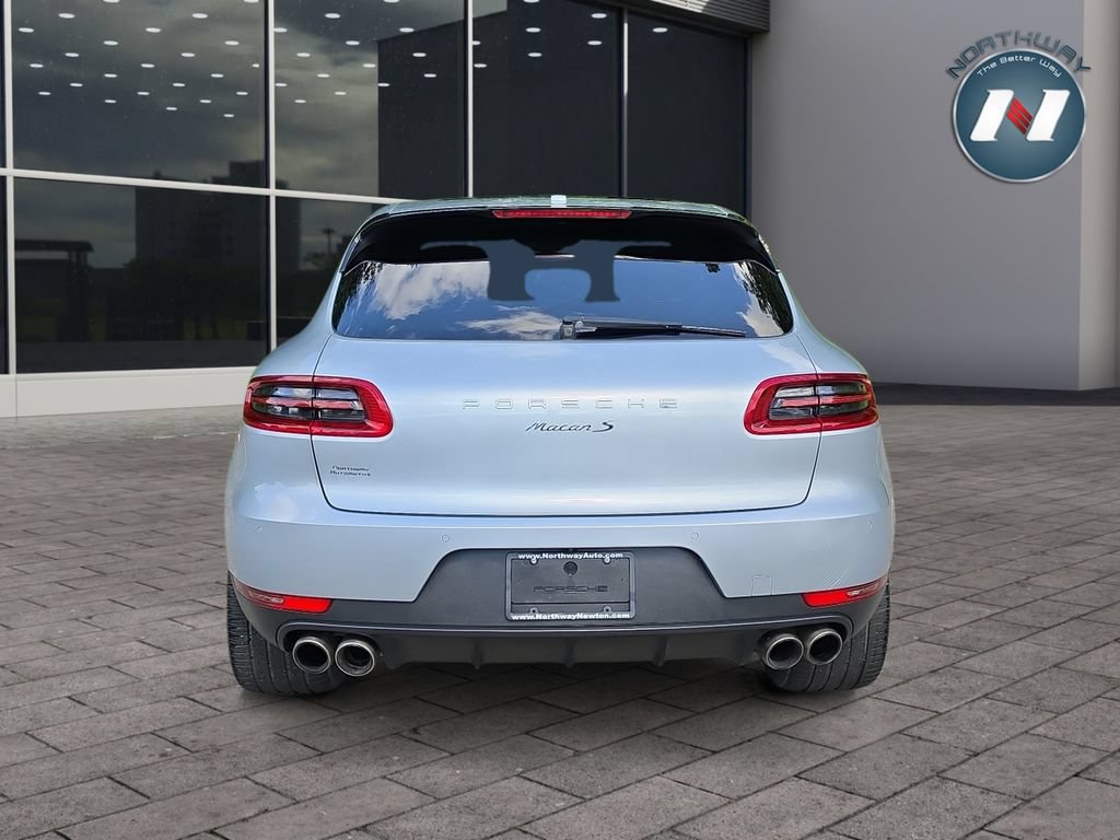 Used 2015 Porsche Macan S AWD/4WD image 4