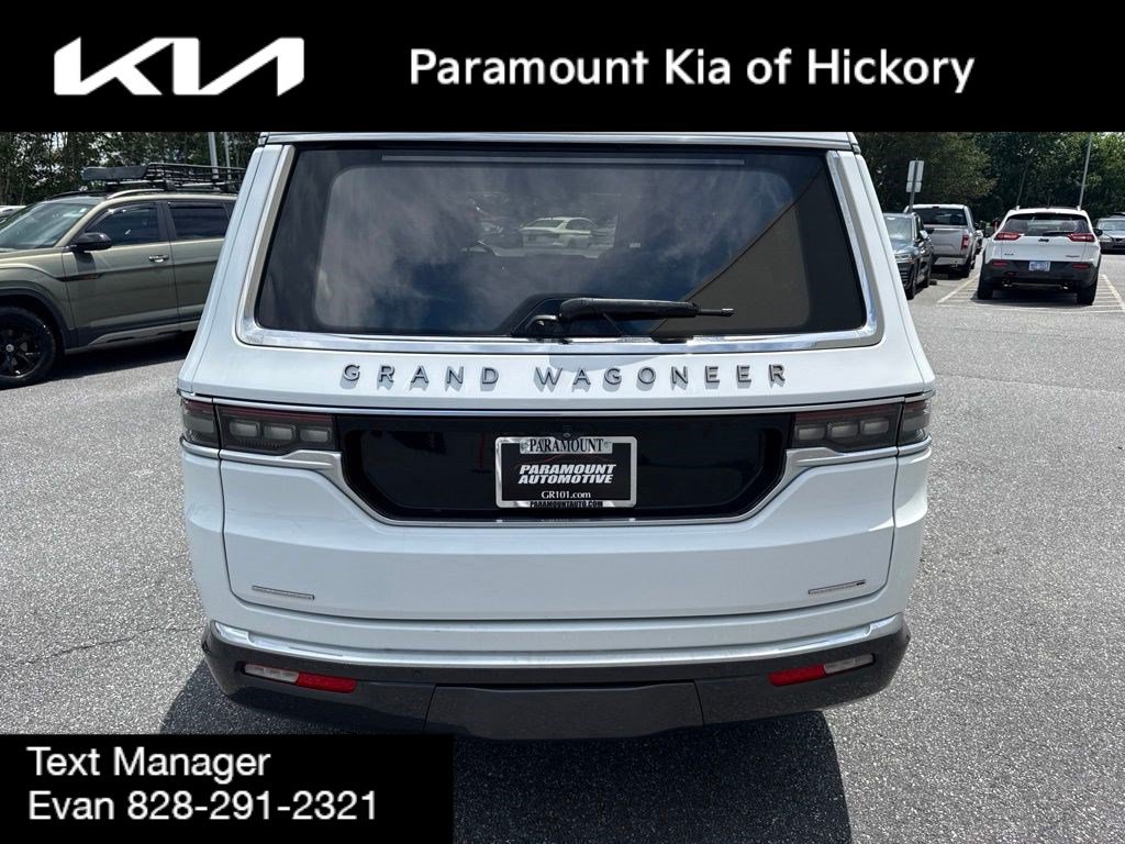 Used 2022 Jeep Grand Wagoneer Series III AWD/4WD image 6