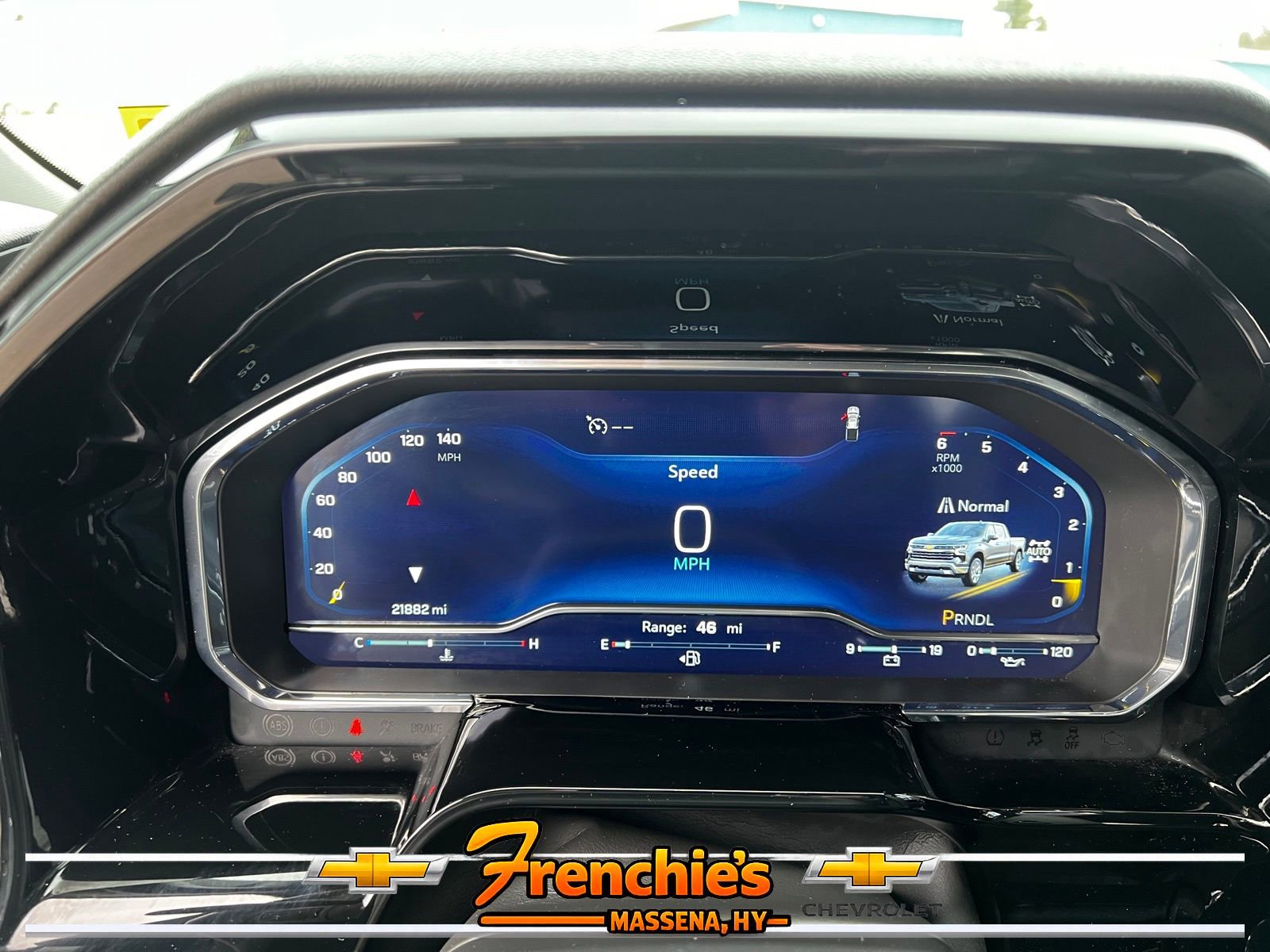 Used 2023 Chevrolet Silverado 1500 LT AWD/4WD image 14