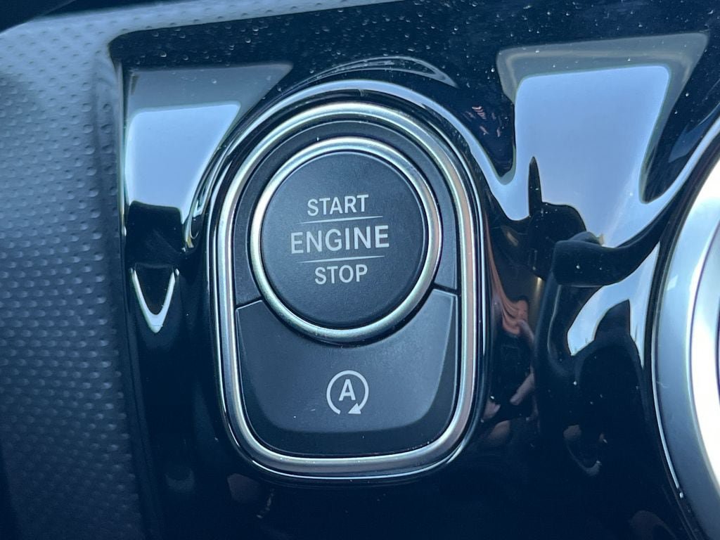 New 2025 Mercedes-Benz CLA 250 4MATIC image 34