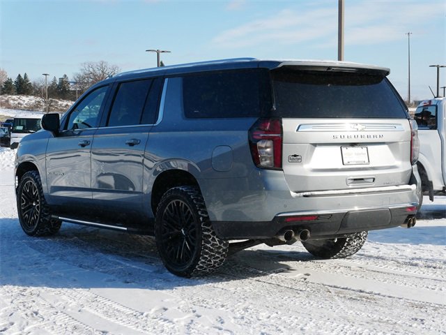 Used 2024 Chevrolet Suburban Premier image 5