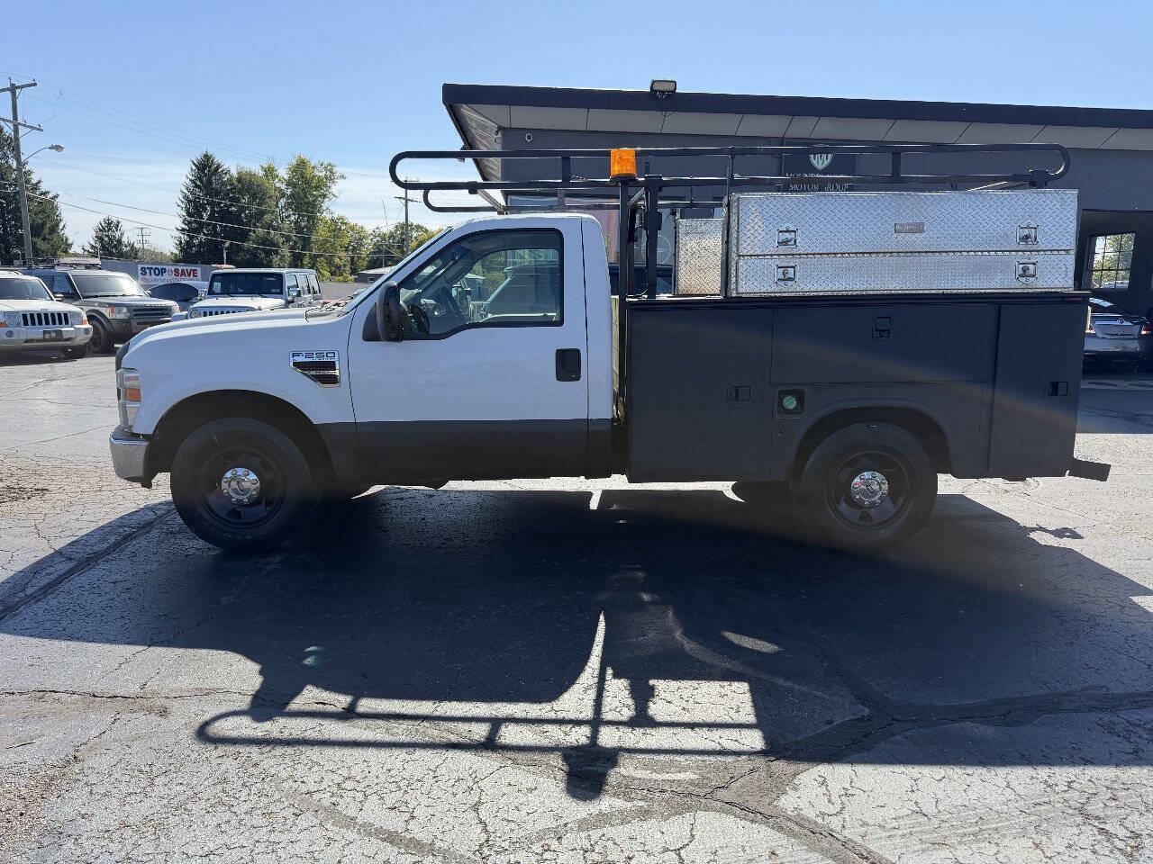 Used 2008 Ford F250 2WD Regular Cab Super Duty image 3