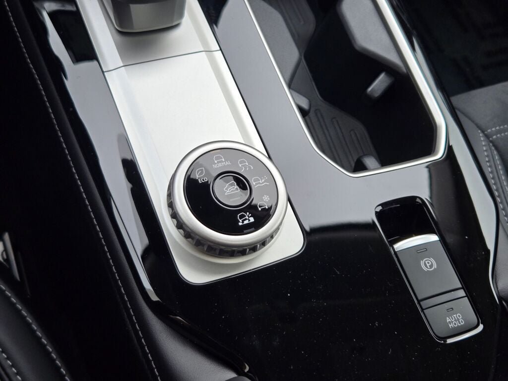 New 2026 Mitsubishi Outlander SE AWD/4WD image 25