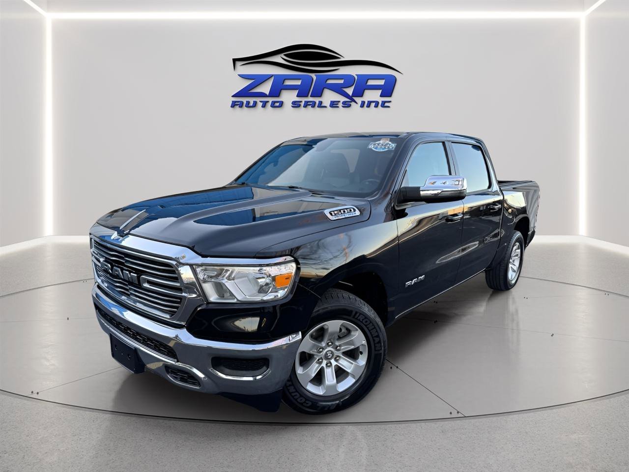 Used 2023 RAM 1500 Laramie image 1