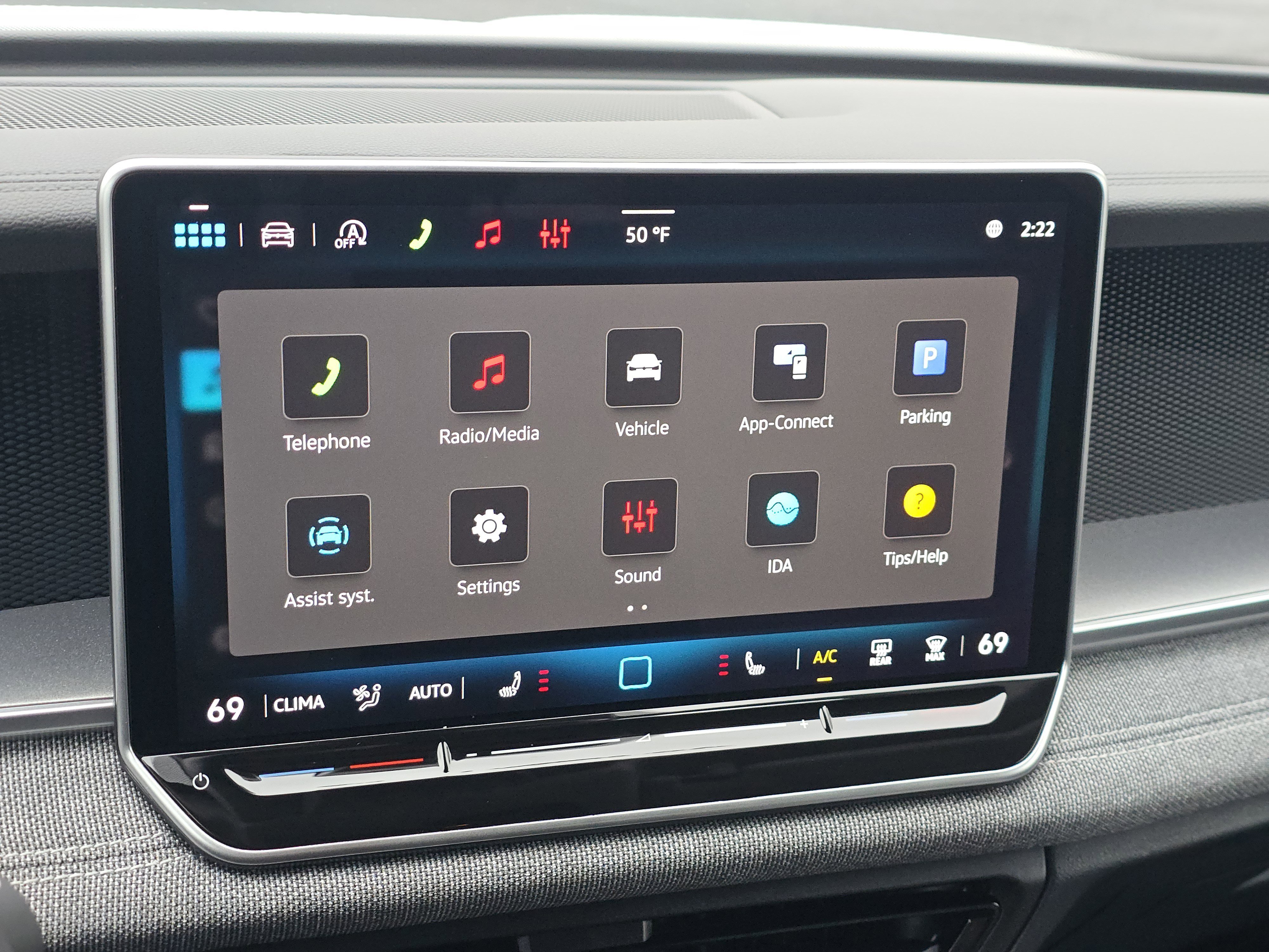 New 2026 Volkswagen Tiguan S image 9