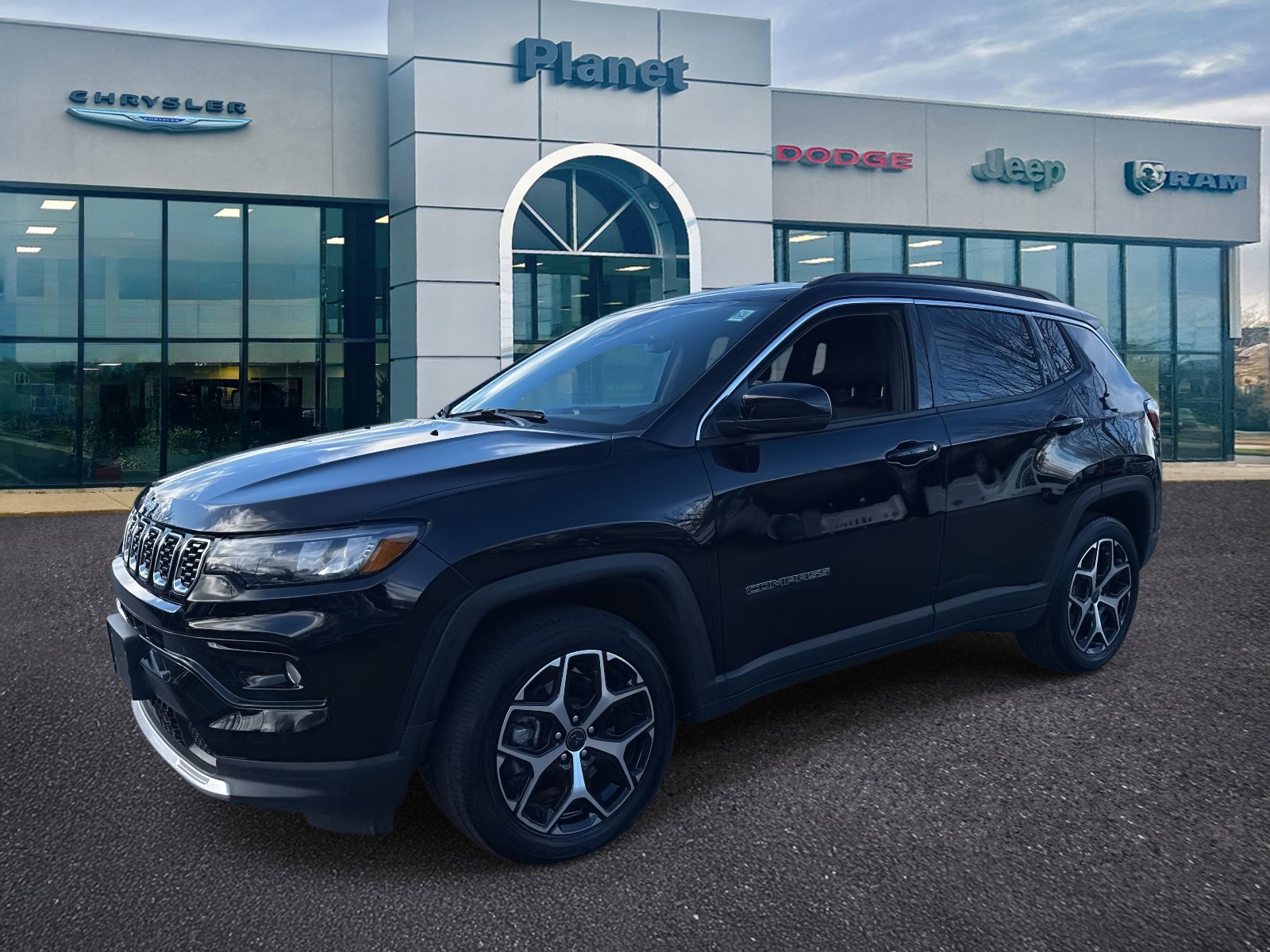 Used 2025 Jeep Compass Limited image 4