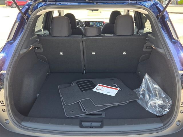 New 2026 Nissan Kicks SV w/ Charging Package image 12