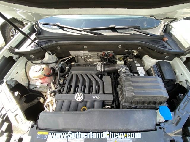 Used 2021 Volkswagen Atlas Cross Sport SE w/ Panoramic Sunroof Package FWD image 48