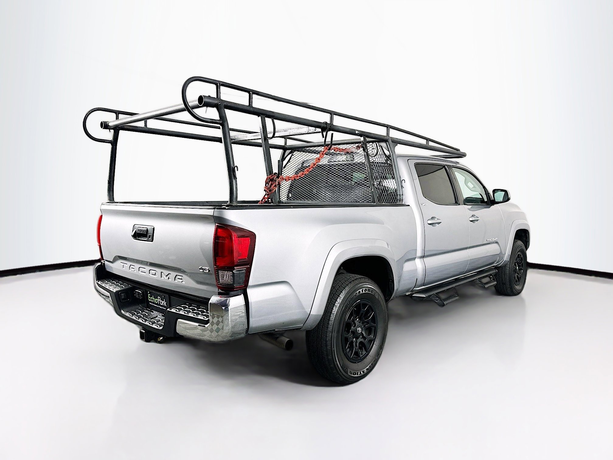 Used 2019 Toyota Tacoma SR5 RWD image 9