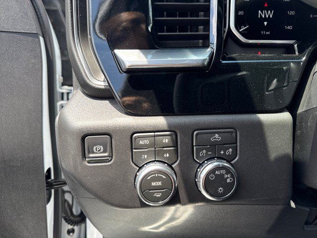 New 2026 GMC Sierra 1500 SLE AWD/4WD image 19