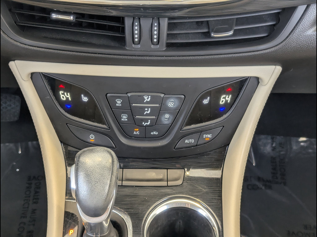 Used 2017 Buick Envision Essence FWD image 31