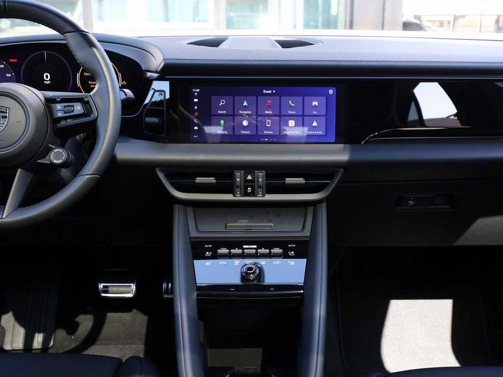 Used 2025 Porsche Macan Turbo Electric image 28