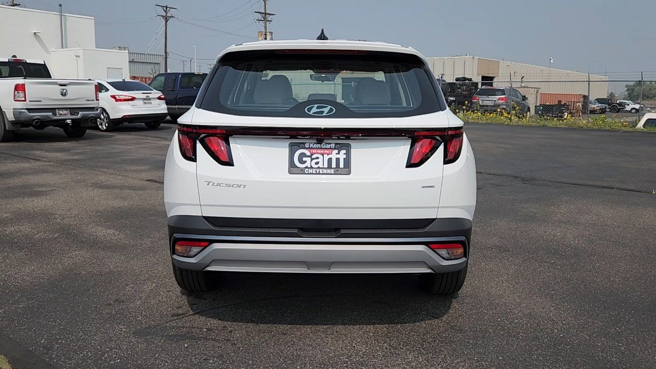 New 2025 Hyundai Tucson SE image 20