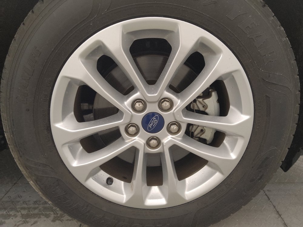 Used 2020 Ford Escape SE FWD image 31