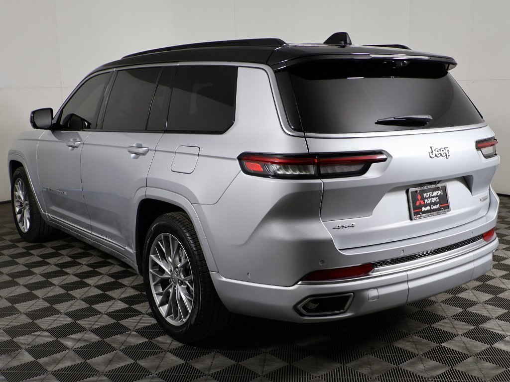 Used 2024 Jeep Grand Cherokee L Summit w/ Advanced Protech Group IV image 15