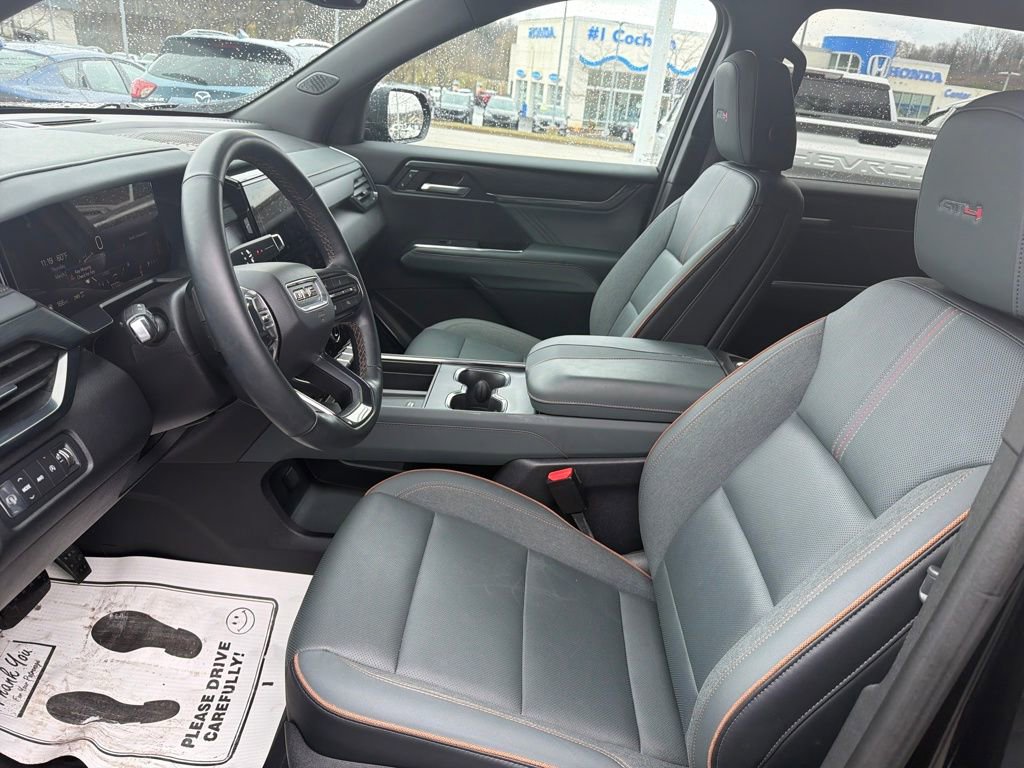 Used 2024 GMC Acadia AT4 image 10