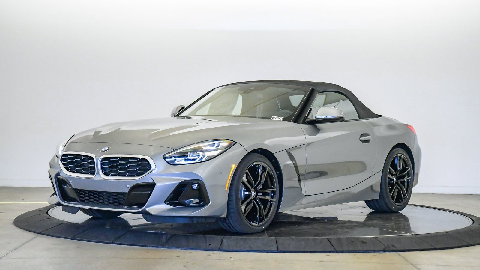 New 2026 BMW Z4 sDrive30i w/ Premium Package image 1