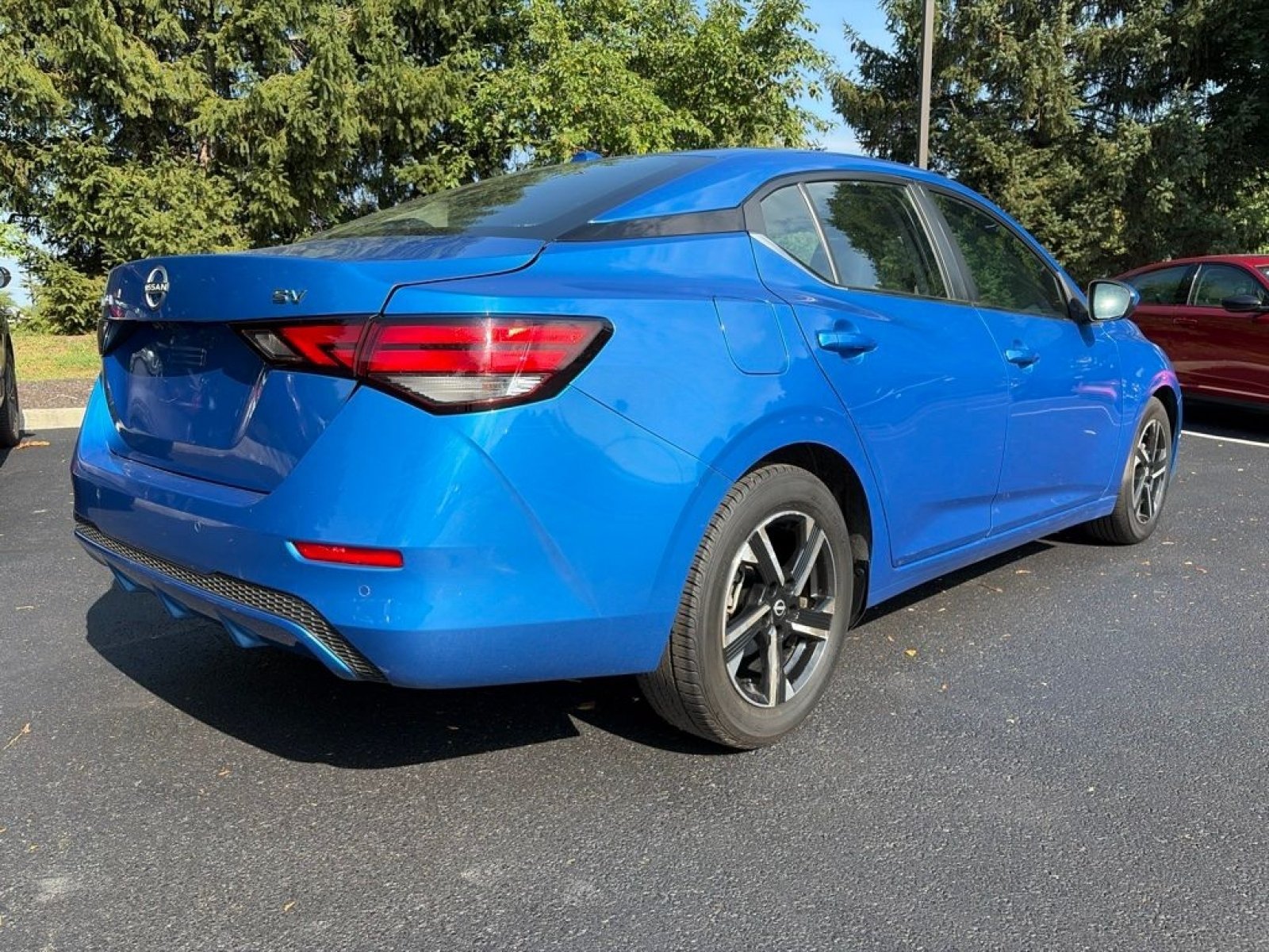 Used 2024 Nissan Sentra SV FWD image 5
