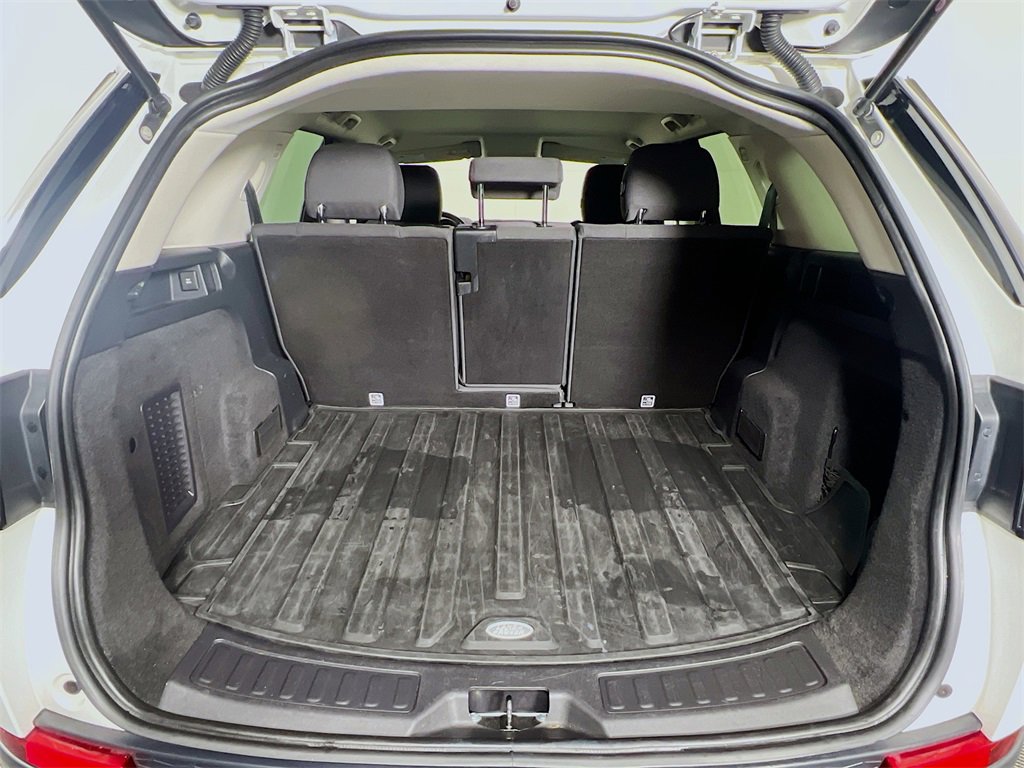 Used 2020 Land Rover Discovery Sport image 23