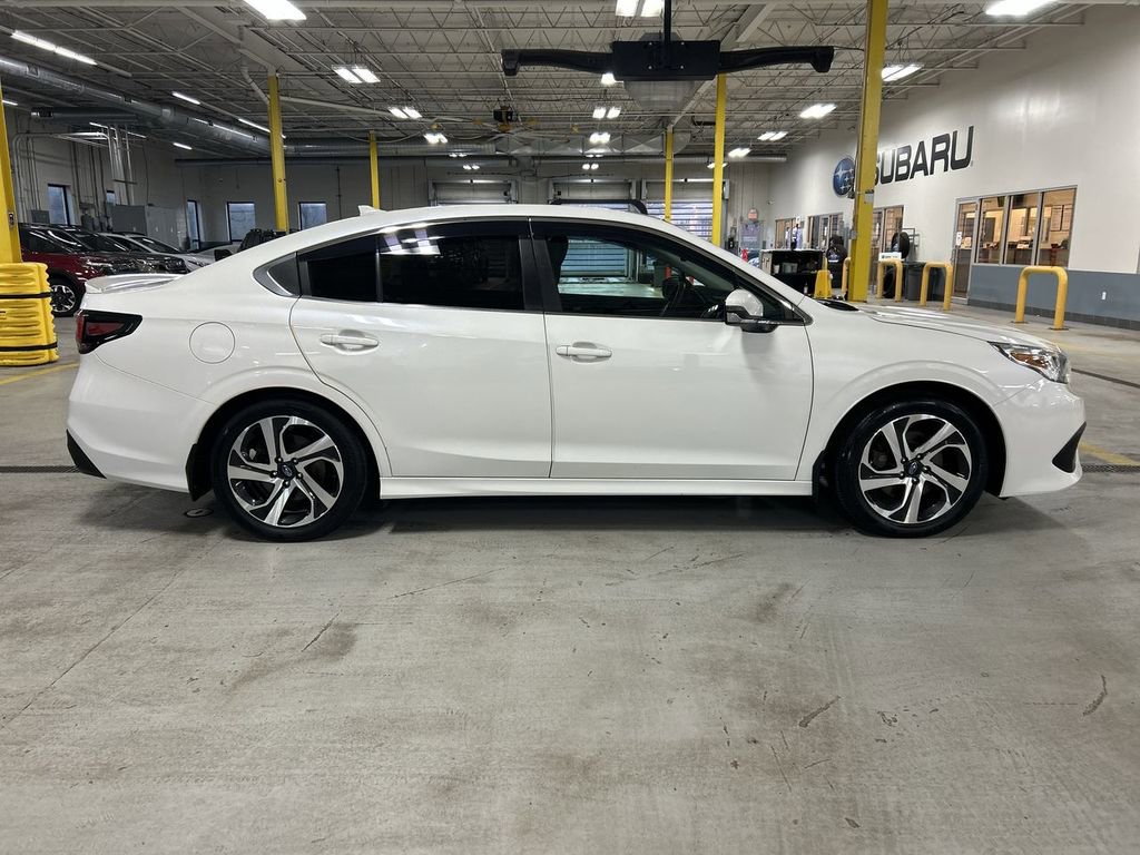 Used 2020 Subaru Legacy Limited image 9