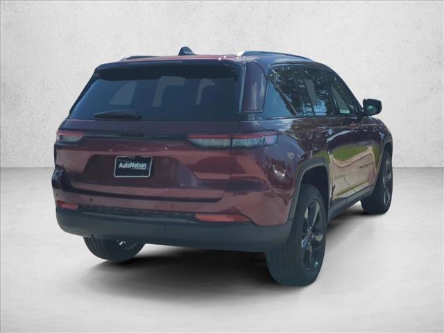 New 2025 Jeep Grand Cherokee Limited w/ Black Appearance Package image 2