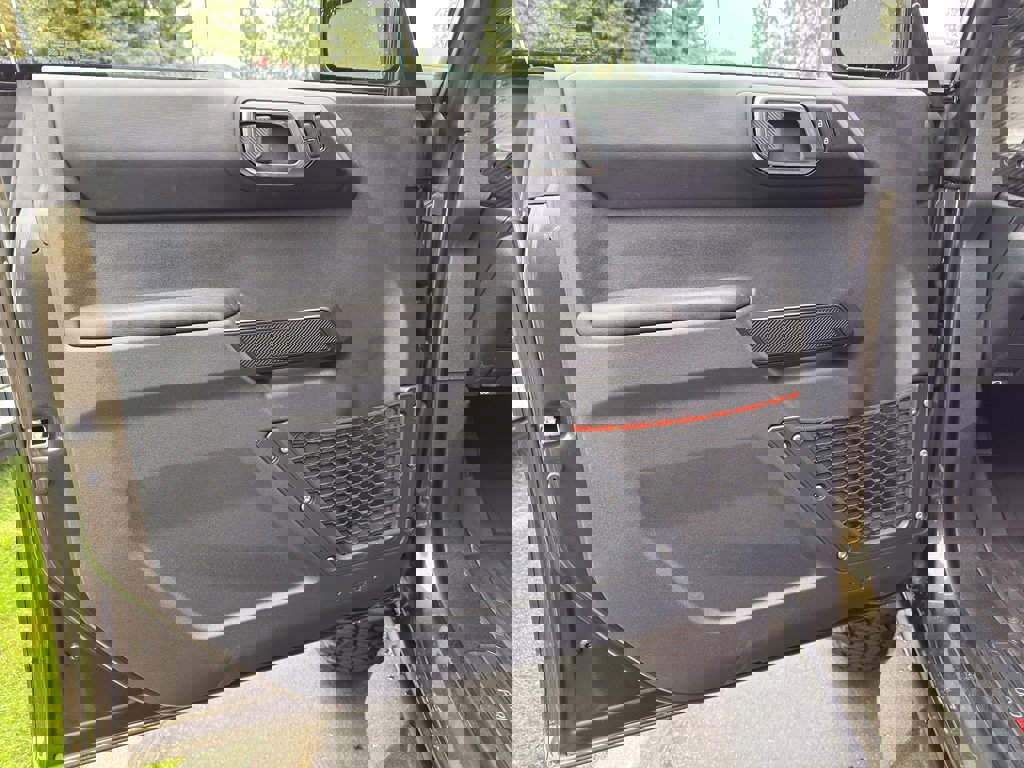 New 2025 Ford Bronco Raptor image 12