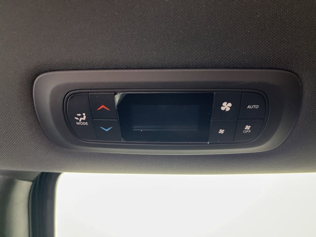 New 2026 Chrysler Pacifica Select image 22