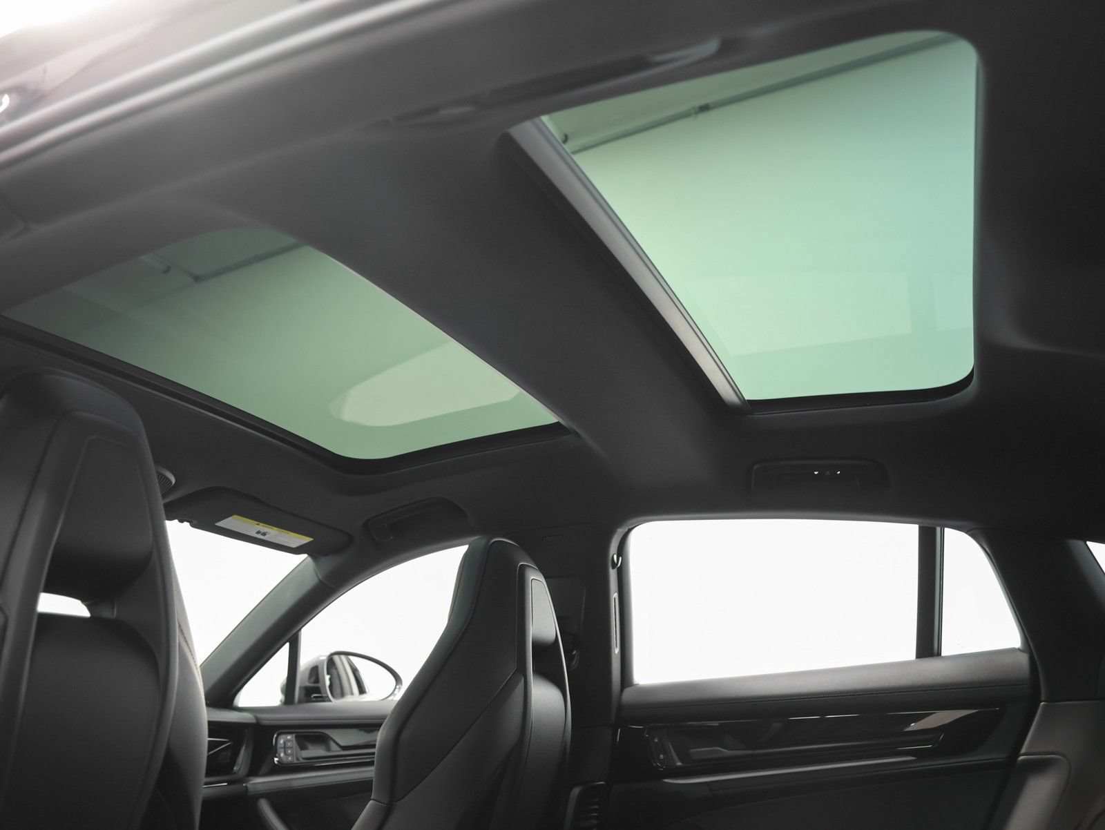 New 2026 Porsche Panamera 4 AWD/4WD image 43