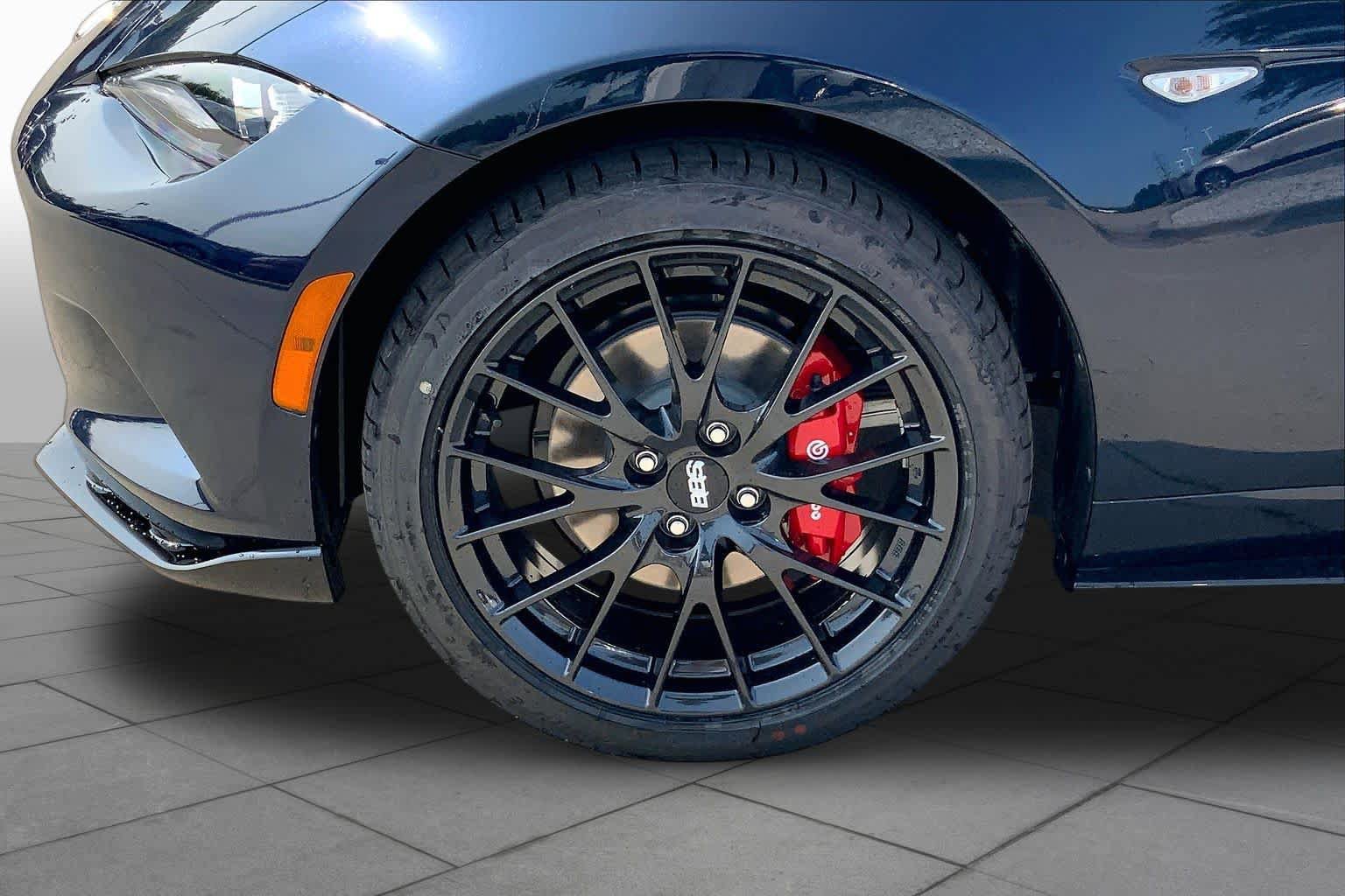 New 2026 MAZDA MX-5 Miata RF Club RWD image 11