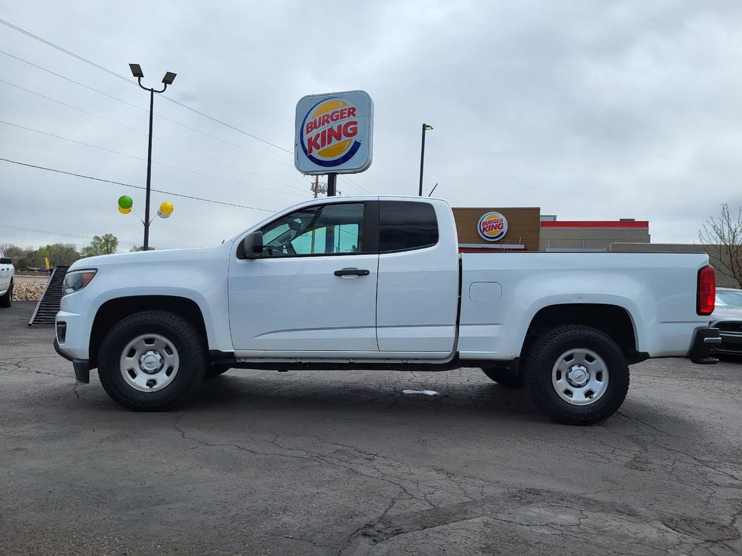 Used 2018 Chevrolet Colorado W/T AWD/4WD image 8
