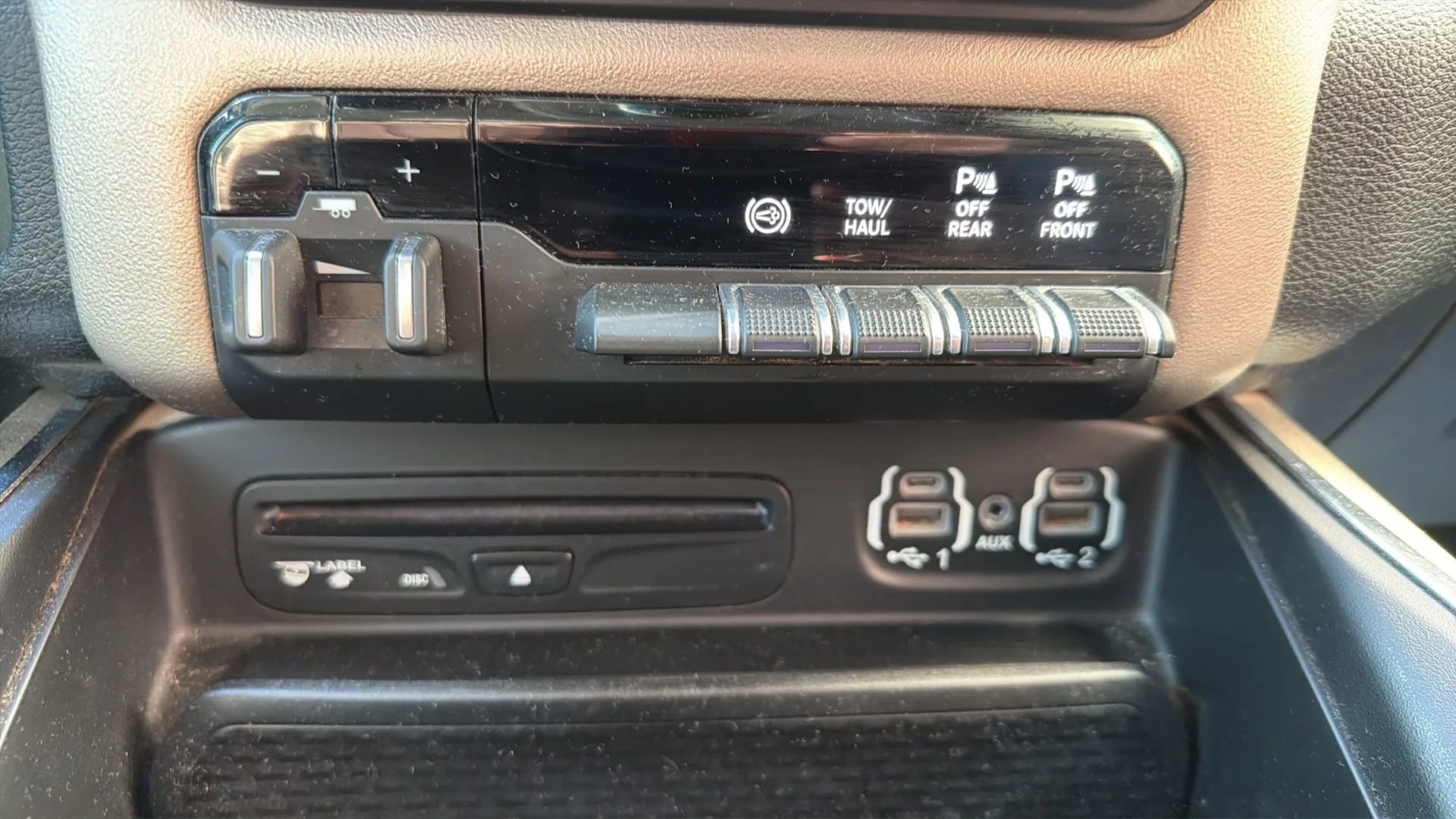 Used 2019 RAM 2500 Laramie image 29