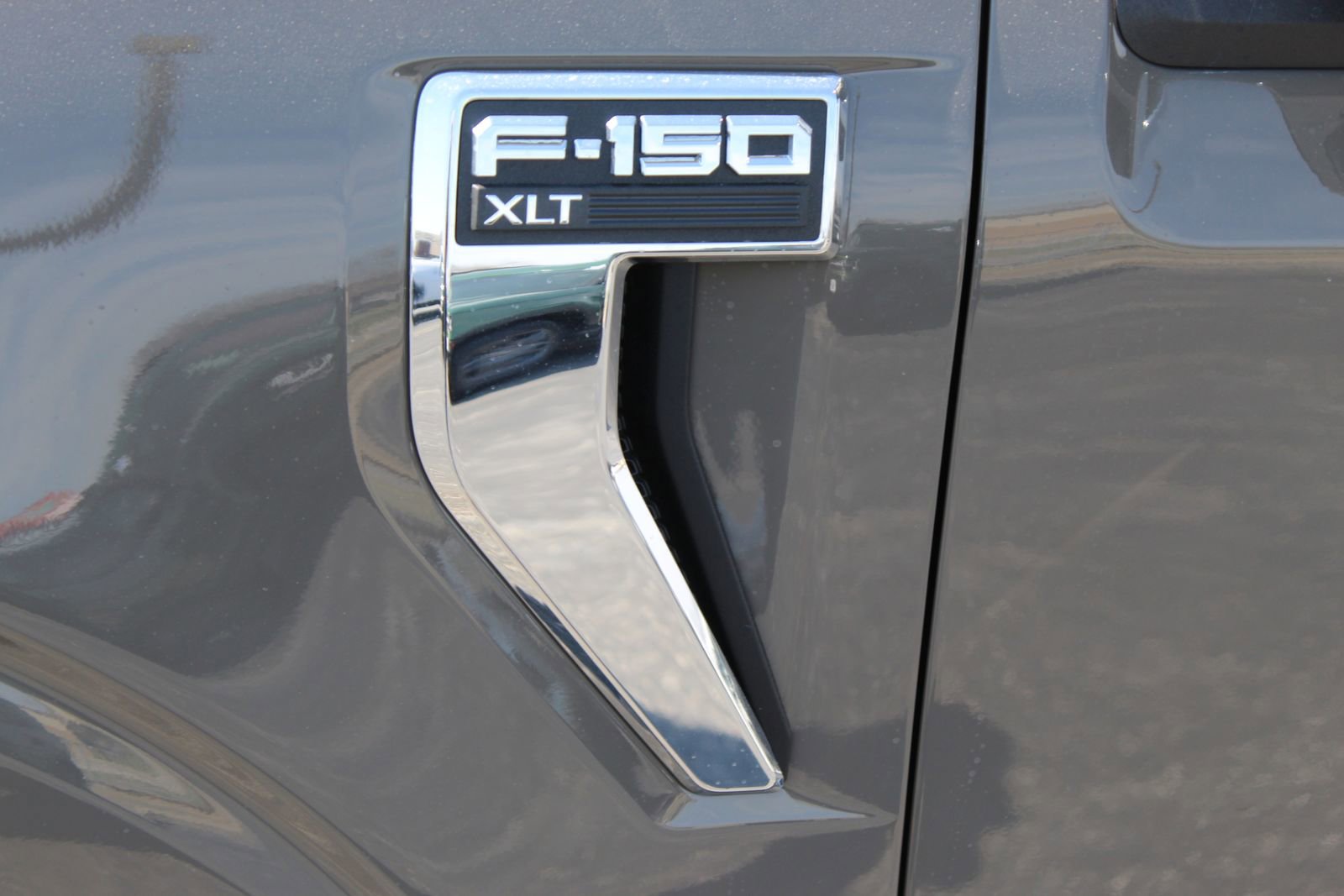 New 2026 Ford F150 XLT image 3