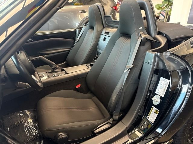 Used 2016 MAZDA MX-5 Miata Club w/ Brembo/BBS Package RWD image 14