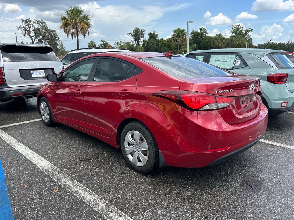Used 2016 Hyundai Elantra SE FWD image 6