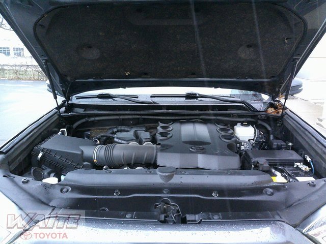 Used 2022 Toyota 4Runner Limited image 7