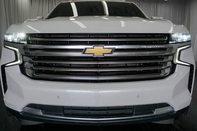 Used 2024 Chevrolet Tahoe High Country AWD/4WD image 3