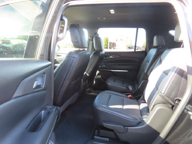Used 2026 Chevrolet Traverse LT AWD/4WD image 21