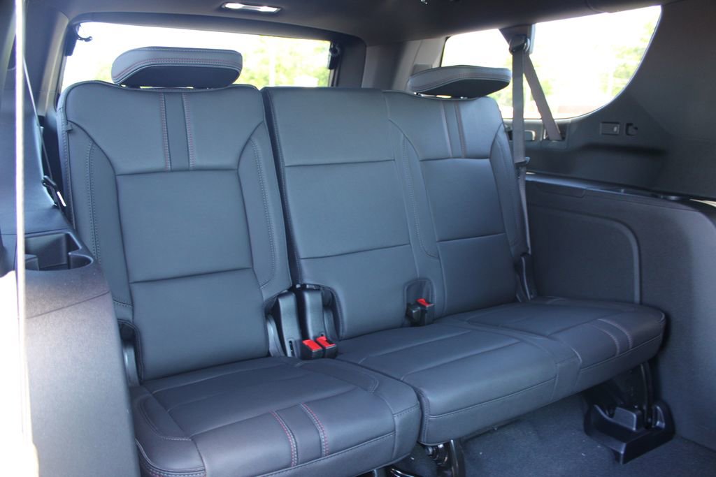 New 2026 Chevrolet Suburban RST AWD/4WD image 36