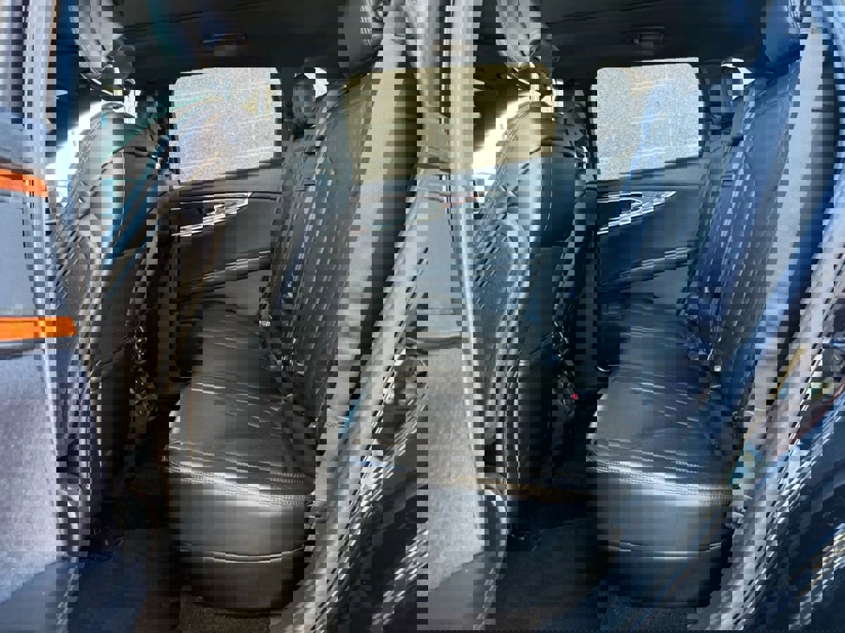 Used 2016 Lincoln MKX Reserve w/ Technology Package image 39