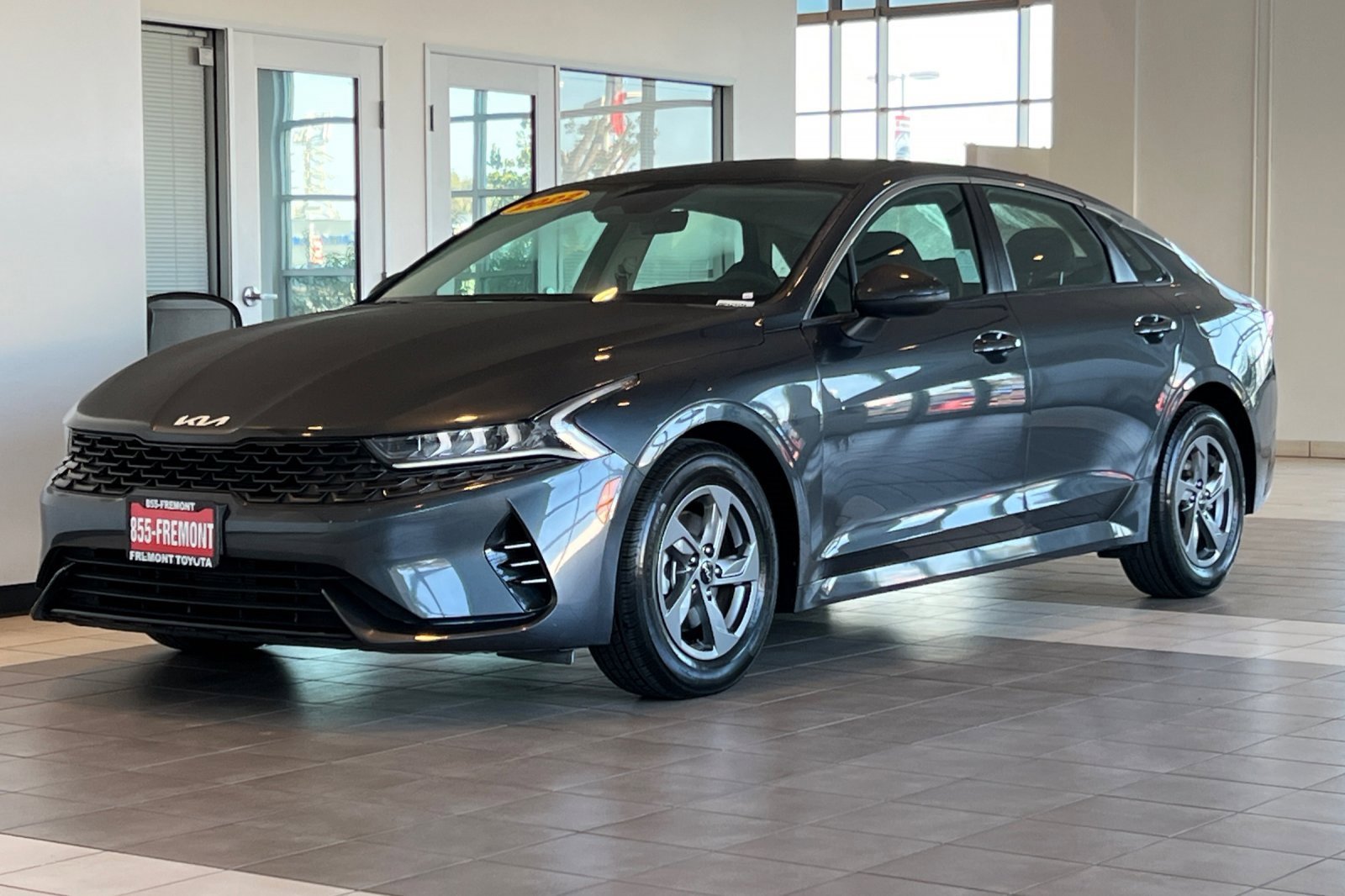 Used 2022 Kia K5 LXS image 8